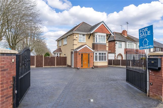 Springhill Lane, Penn, Wolverhampton... 4 bed detached house for sale