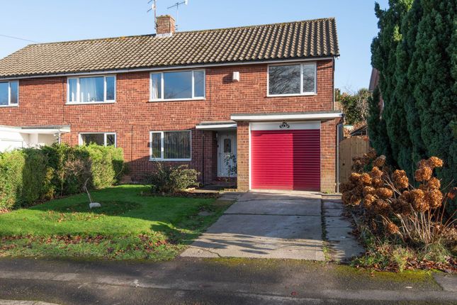 Merrick Close, Chesterfield S40 3 bed semi