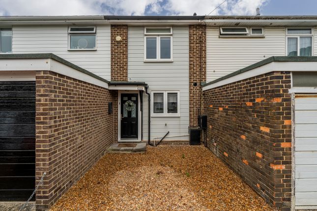 Abshot Close, Fareham, Hampshire.... 2 bed terraced house for sale