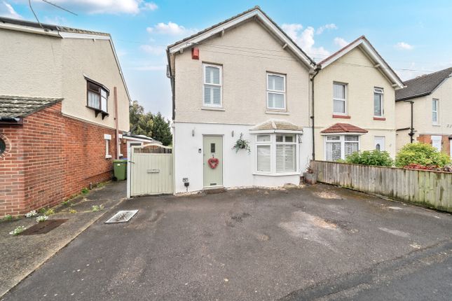 Elms Road, Hampshire PO16 1 bed maisonette for sale