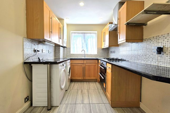 The Avenue, Harrow 2 bed end of terrace house for sale