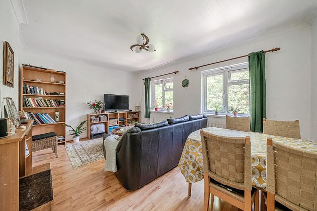 Ondine Road, Peckham, London, SE15 3 bed flat for sale