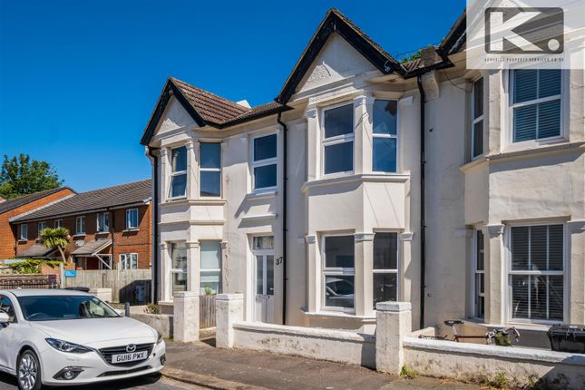 3 bed terraced house