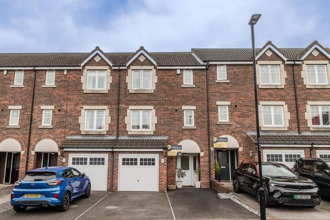 Chapel Grange, Newcastle Upon Tyne NE5 4 bed terraced house for sale