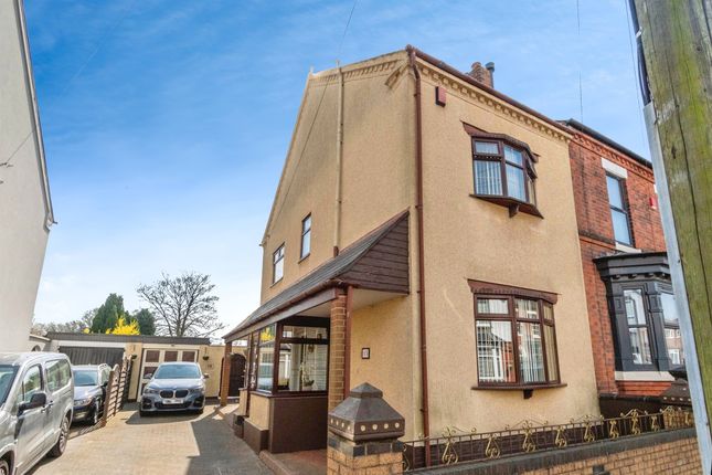 3 bed detached house