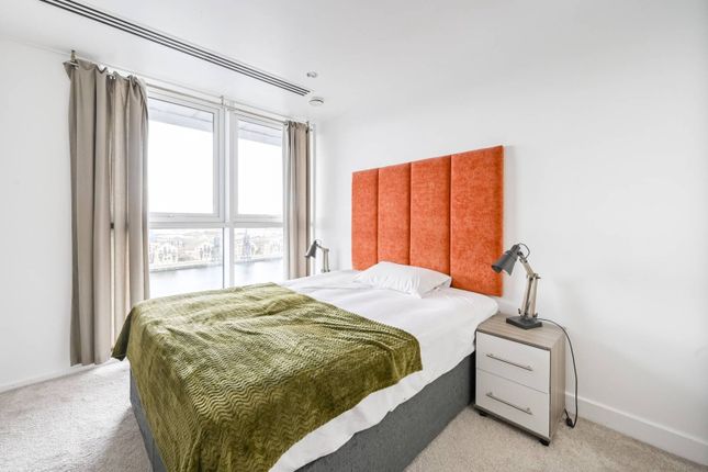 Western Gateway, Royal Docks, London... 2 bed penthouse for sale