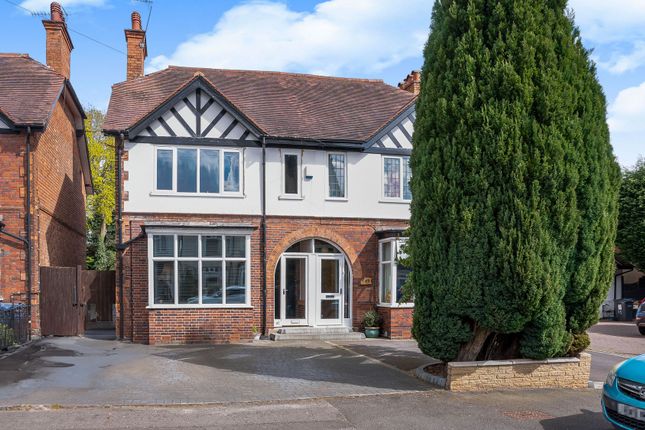 4 bedroom semi-detached house for sale