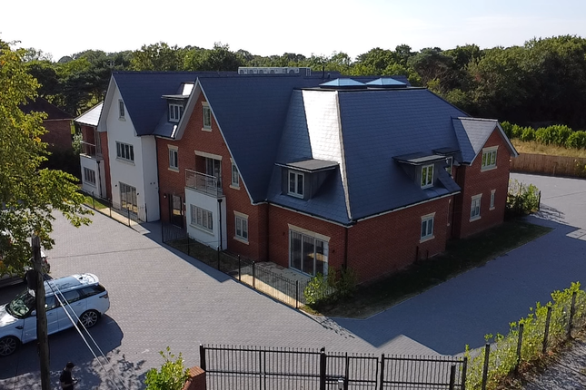 Shenfield Road, Brentwood CM15 2 bed apartment for sale