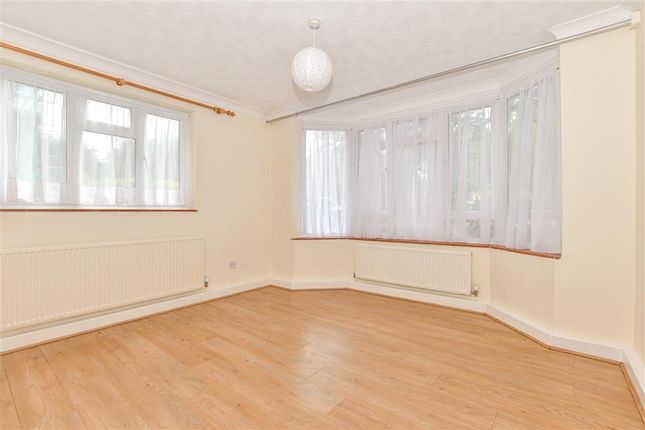 2 bedroom ground floor flat for sale