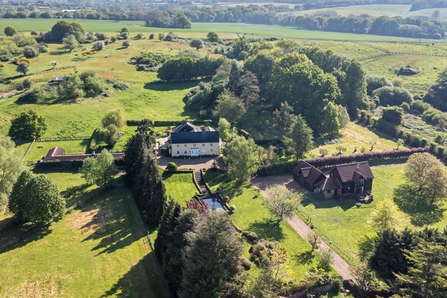 7 bedroom equestrian property for sale