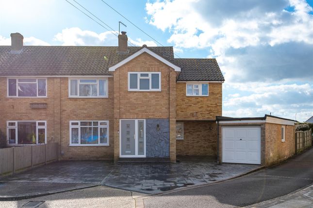 4 bed semi-detached house