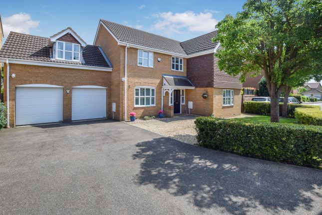 5 bedroom detached house for sale