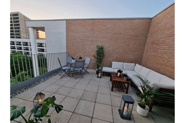 3 bedroom apartment for sale