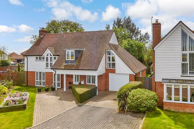 4 bed detached house