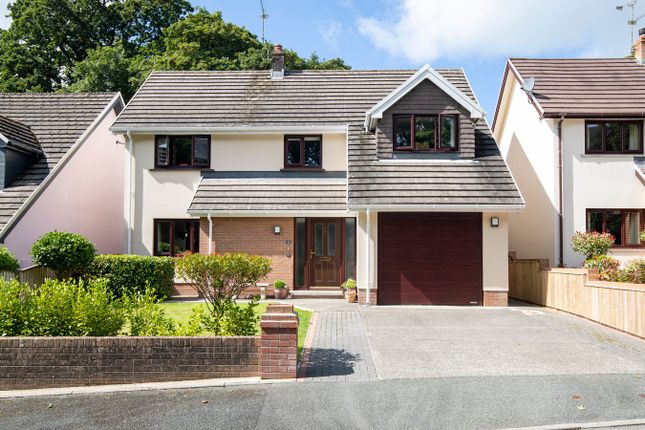 Oakwood Grove, Haverfordwest SA61 4 bed detached house for sale