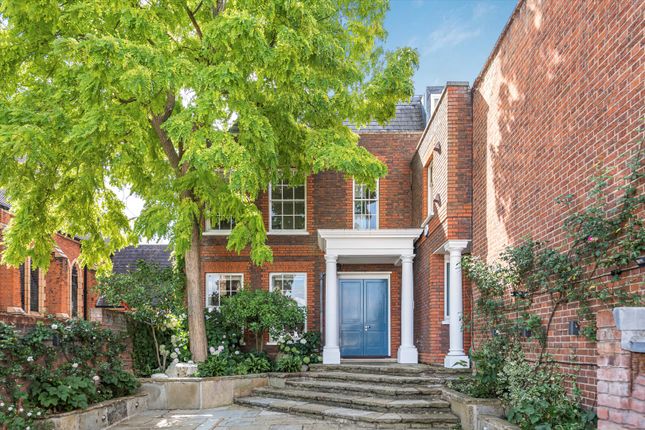 Ormond Road, Richmond, TW10 8 bed end of terrace house for sale