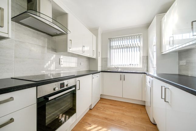 Park Road, New Barnet, Barnet, EN4 2 bed apartment for sale