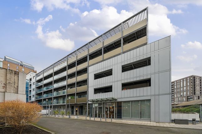 Merryweather Place, Greenwich 2 bed apartment for sale