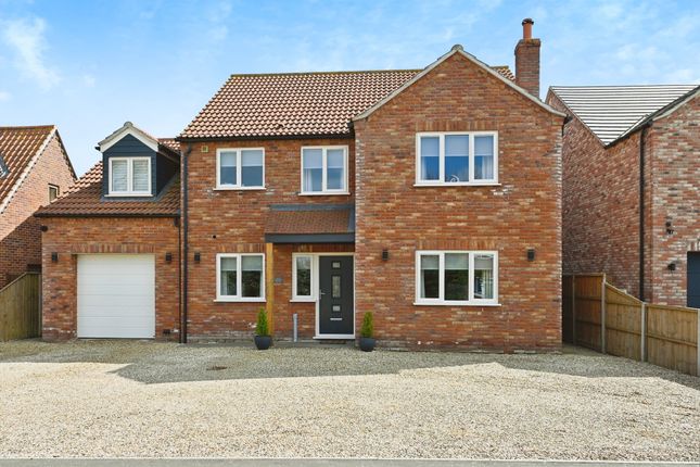 4 bed detached house
