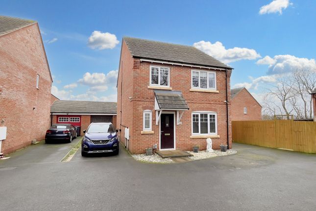 4 bed detached house