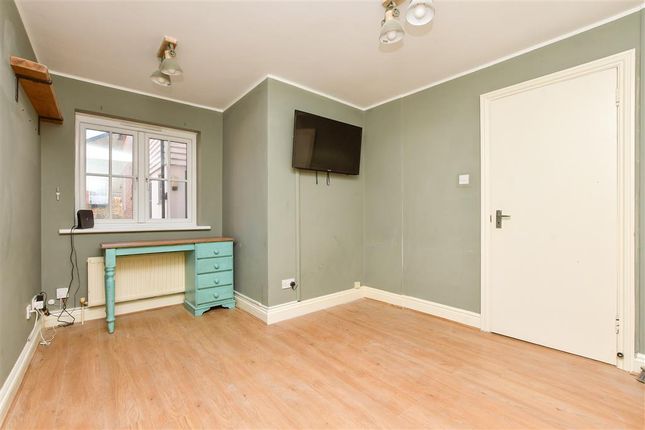 3 bed terraced house