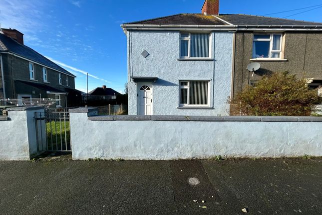 Precelly Place, Milford Haven... 3 bed semi