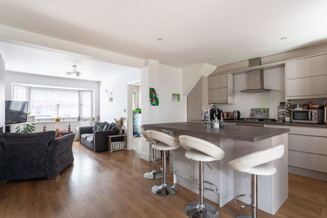 Downlands Avenue, Worthing 4 bed terraced house for sale