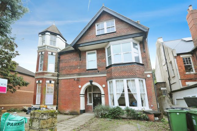 1 bedroom ground floor flat for sale