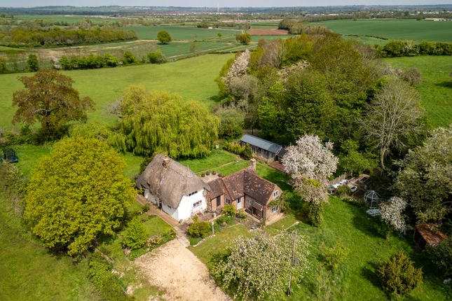 Eythrope Road, Aylesbury HP17 3 bed detached house for sale