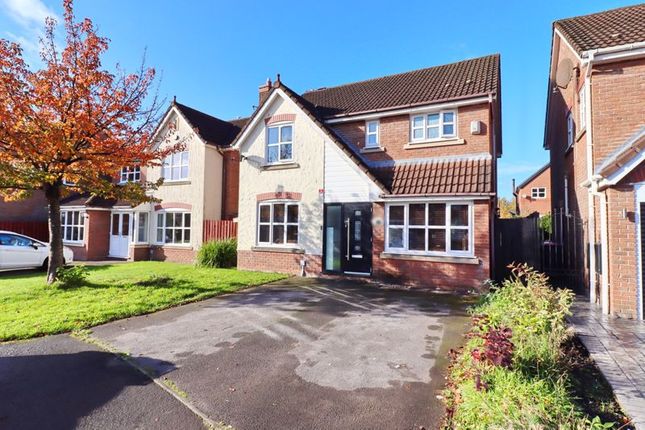 Ladyhill View, Manchester M28 5 bed detached house for sale