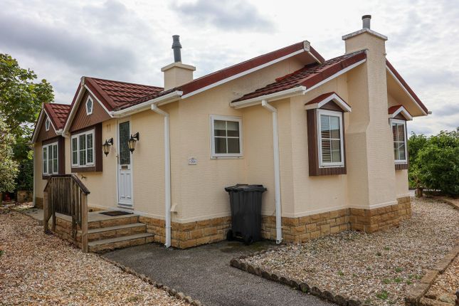 2 bedroom park home for sale