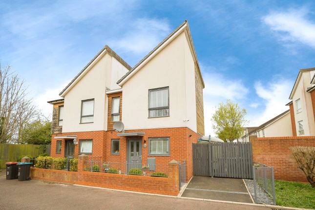 3 bed semi-detached house