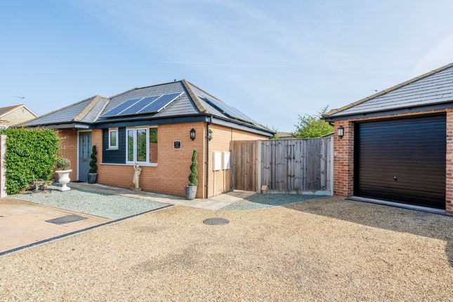 Poplar Road, Carlton Colville 2 bed detached bungalow for sale