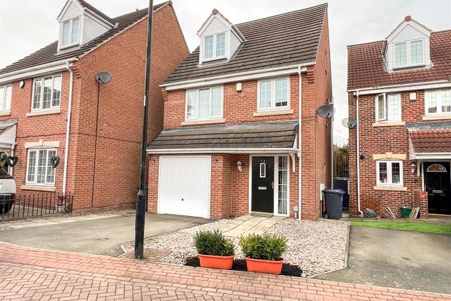 4 bedroom detached house for sale