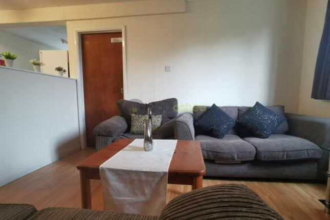 Kemsing Gardens, Canterbury, CT2 7RF 6 bed semi