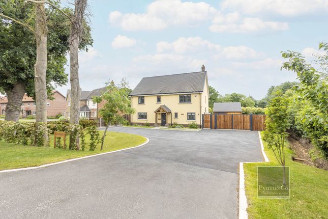 Norwich Road, Attleborough NR17 5 bed detached house for sale