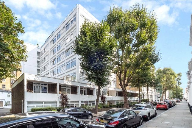 2 bedroom maisonette for sale