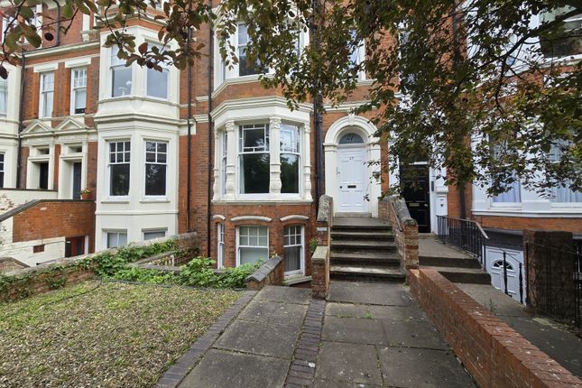 East Park Parade, Kingsley, NN1 4LB 1 bed flat for sale