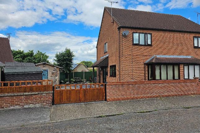 3 bedroom semi-detached house for sale