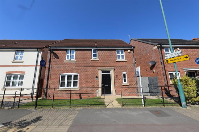 Runnymede Lane, Kingswood, Hull 4 bed detached house for sale
