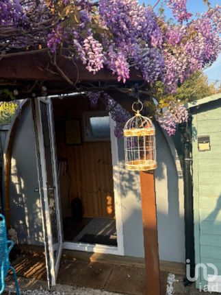 2 bedroom cottage for sale