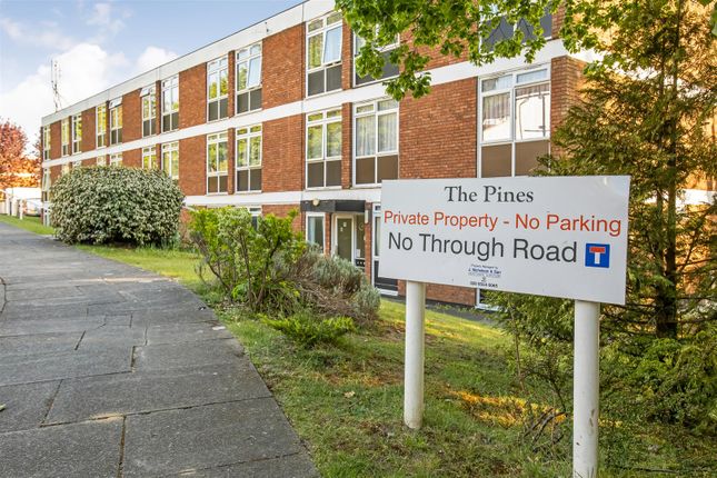 The Pines, Purley CR8 2 bed flat for sale