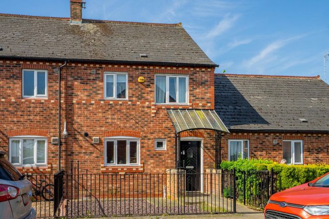 Renshaw Gardens, York 2 bed terraced house for sale