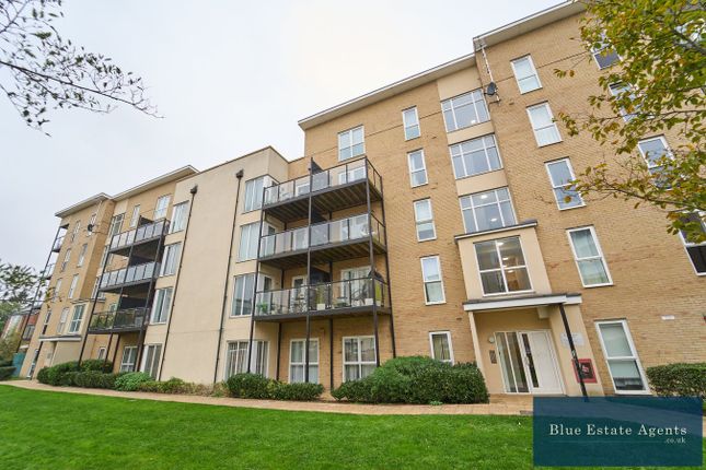 Hunting Place, Hounslow, TW5 1 bed apartment for sale