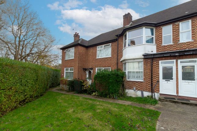 Brook Avenue, Edgware, HA8 2 bed maisonette for sale