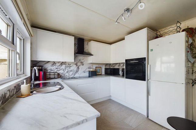 2 bedroom park home for sale