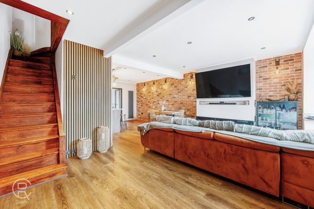 Keats Way, Greenford, UB6 4 bed terraced house for sale