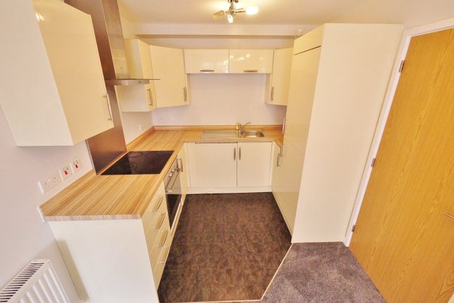 St. Thomas Road, Brentwood, Essex, CM14 2 bed apartment for sale