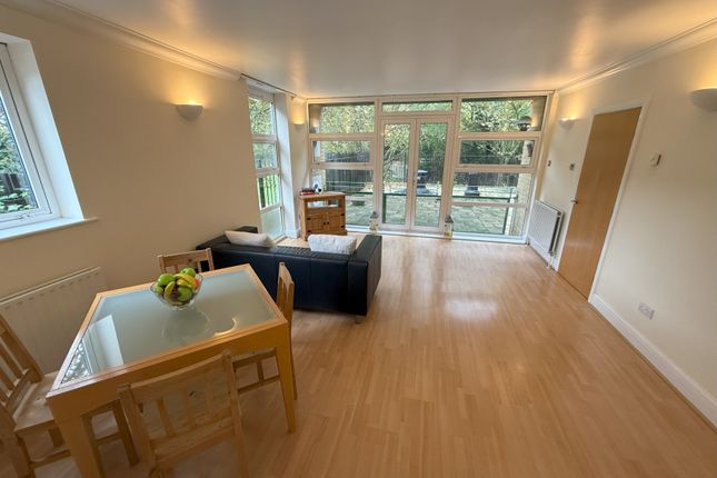 Hudson Yard House 1A, Onega Gate... 2 bed ground floor flat for sale