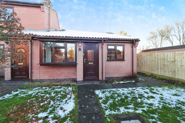 2 bedroom semi-detached bungalow for sale